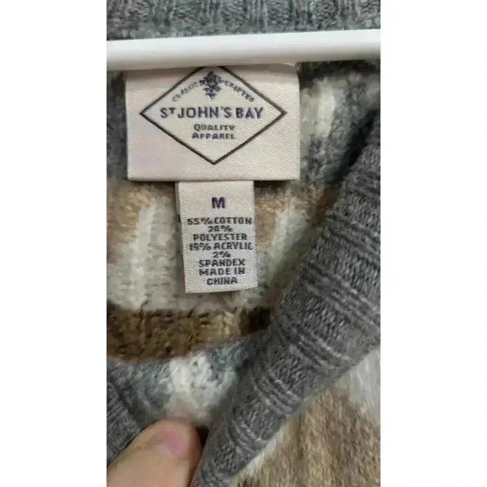 Women's grey St Johns Bay Sweater w/ diamond pattern at collar NEW w/ tags! - Picture 2 of 8
